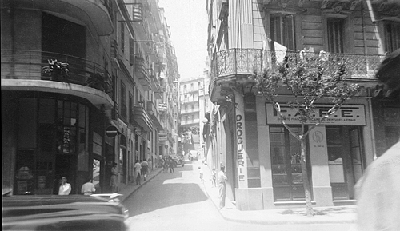 Haifa-Street-Scene.gif - 102588 Bytes