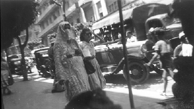Jerusalem-Street-Scene.gif - 94681 Bytes